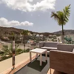Serenity Tauro בקתה *